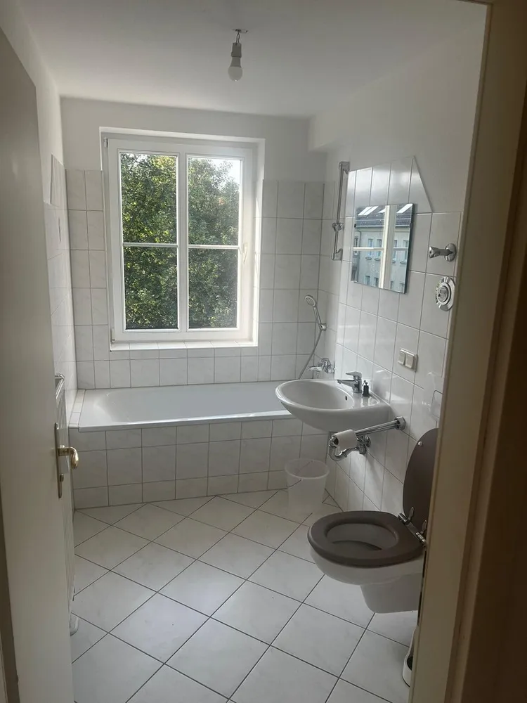 2 Zimmer Wohnung mit 35 m² in Zwickau – Bild 2