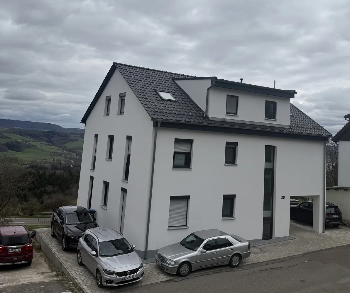 4 Zimmer Wohnung mit 125 m² in Göppingen – Bild 1