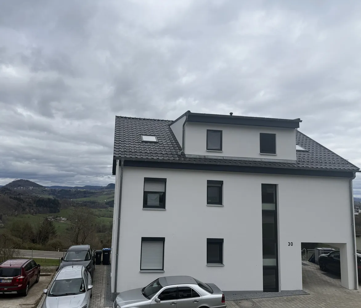4 Zimmer Wohnung mit 125 m² in Göppingen – Bild 2