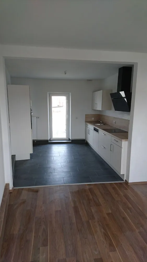 4 Zimmer Wohnung mit 111 m² in Nordhausen – Bild 2