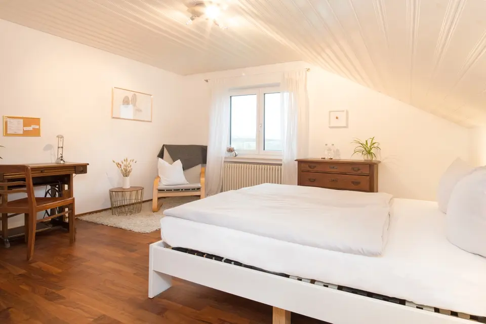 4 Zimmer Wohnung mit 100 m² in Friedrichshafen – Bild 1