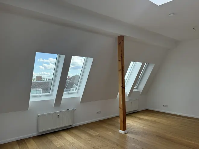 4 Zimmer Wohnung mit 114 m² in Berlin – Bild 1