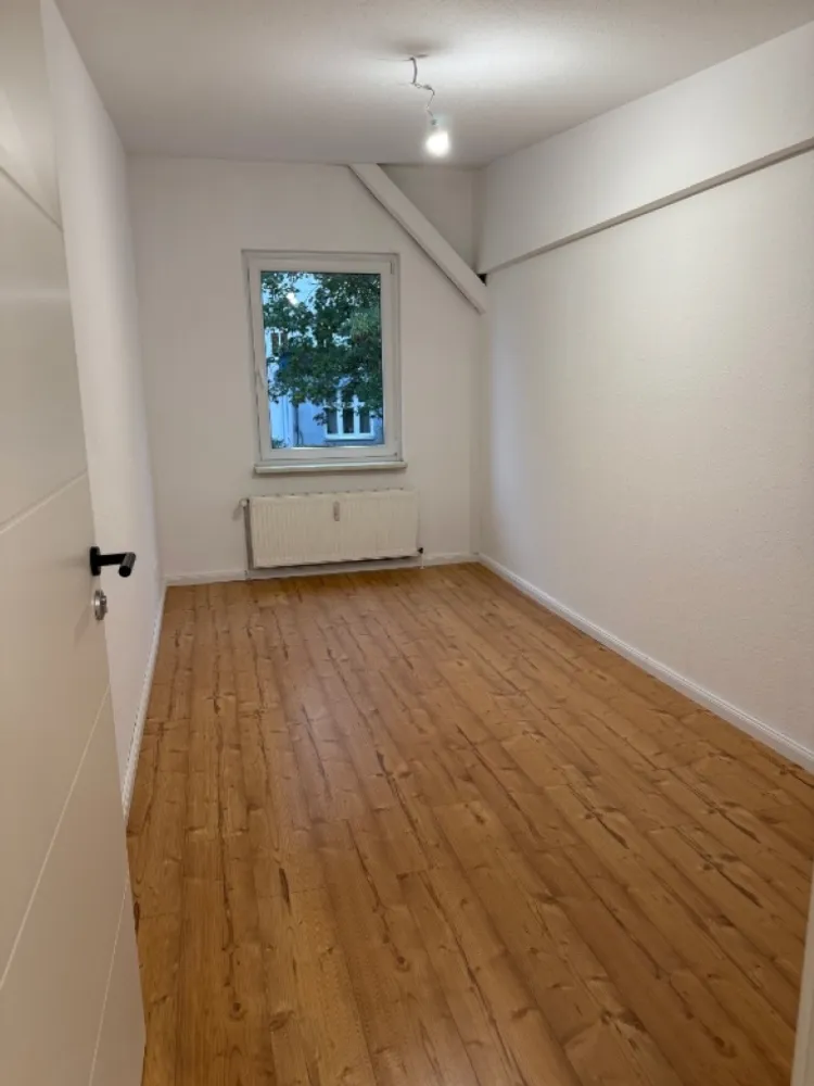 5 Zimmer Wohnung mit 13 m² in Rostock – Bild 2
