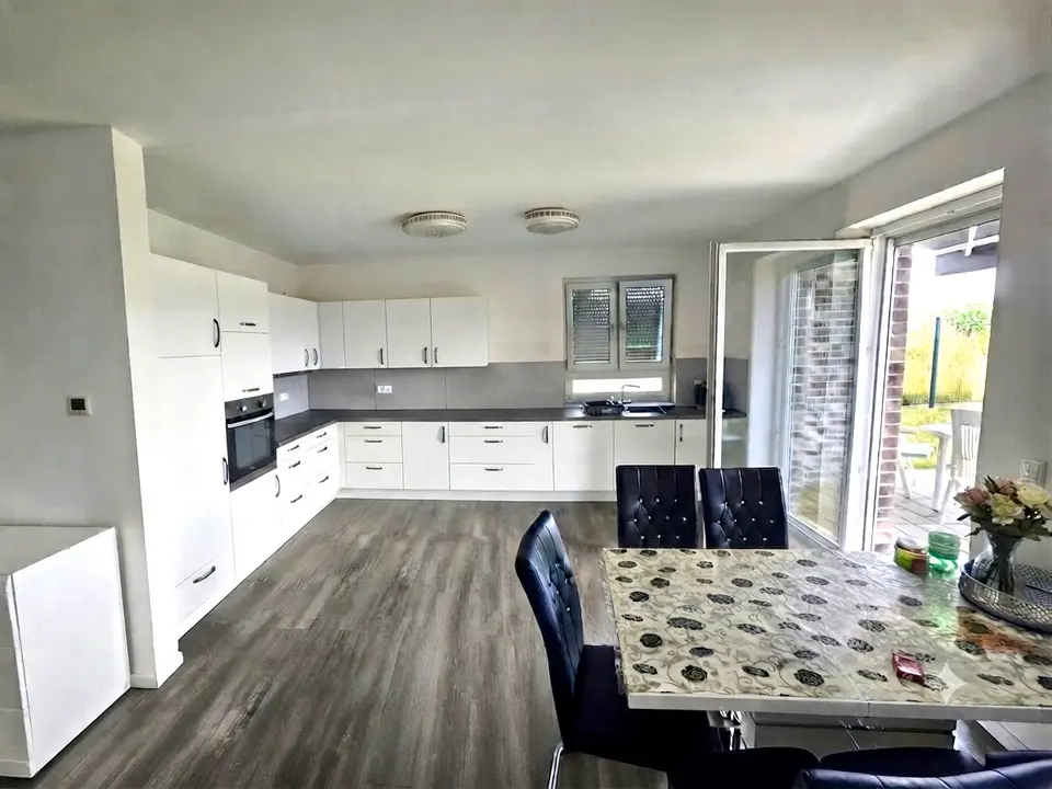5 Zimmer Wohnung mit 120 m² in Rotenburg (Wümme) – Bild 3