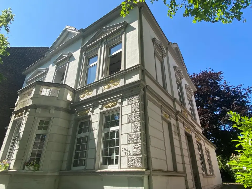 8 Zimmer Haus mit 239 m² in Recklinghausen – Bild 4