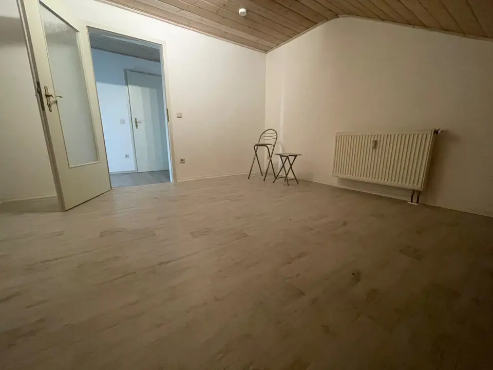 4 Zimmer Wohnung mit 70 m² in Cham – Bild 1