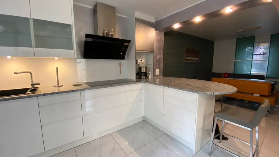 2 Zimmer Wohnung mit 76 m² in Düren – Bild 3