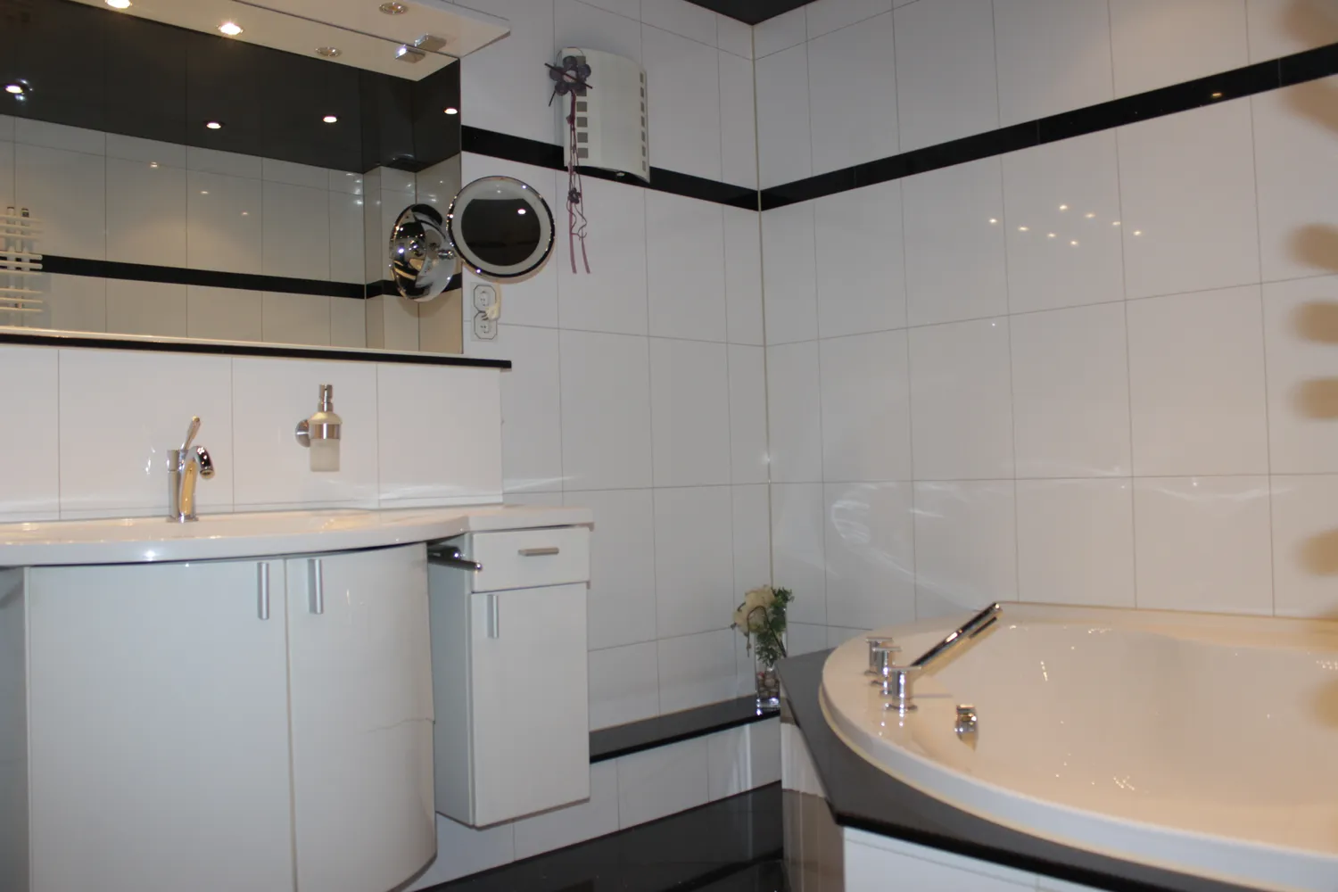 3 Zimmer Wohnung mit 113 m² in Köln – Bild 12