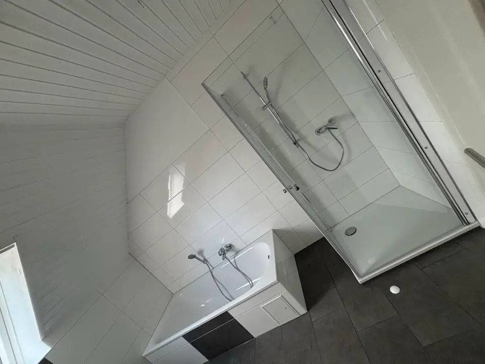 5 Zimmer Wohnung mit 95 m² in Wilhelmshaven – Bild 8