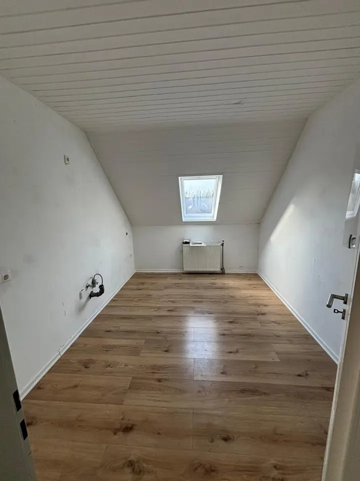 5 Zimmer Wohnung mit 95 m² in Wilhelmshaven – Bild 9