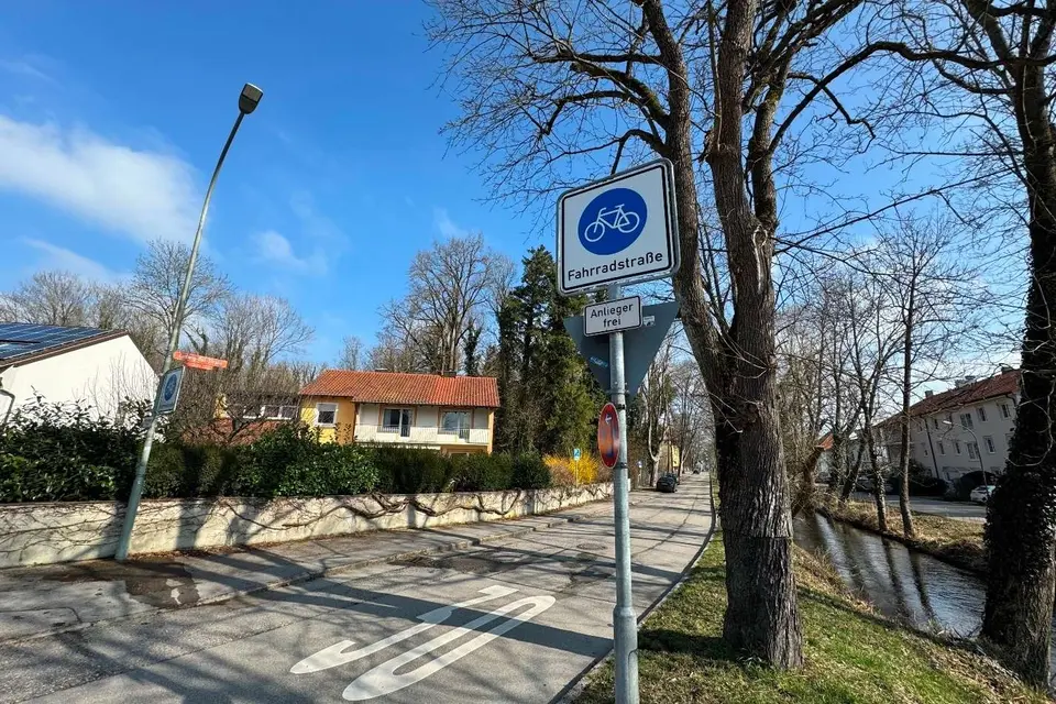 8 Zimmer Haus mit 219 m² in Dachau – Bild 8