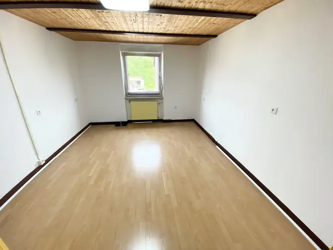 3 Zimmer Wohnung mit 109 m² in Saarbrücken – Bild 3