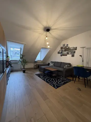 4 Zimmer Wohnung mit 116 m² in Wiesbaden – Bild 1