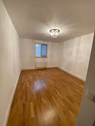 6 Zimmer Wohnung mit 216 m² in Wiesbaden – Bild 8