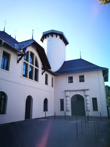 2 Zimmer Wohnung mit 68 m² in Dresden – Bild 2