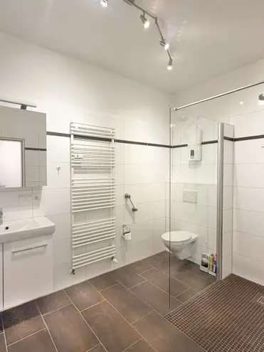 2 Zimmer Wohnung mit 70 m² in Bremen – Bild 11