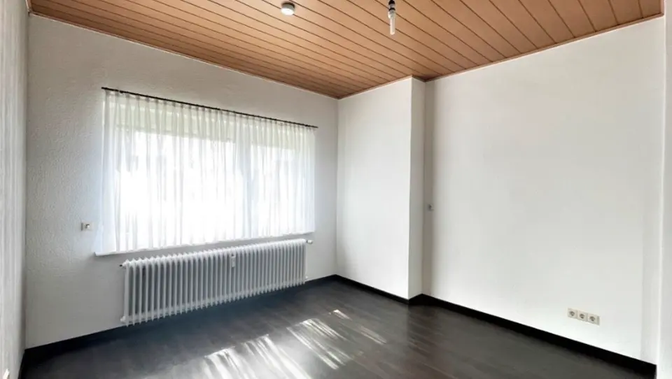 8 Zimmer Haus mit 200 m² in Bremerhaven – Bild 1