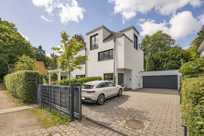 8 Zimmer Haus mit 360 m² in Hamburg – Bild 5