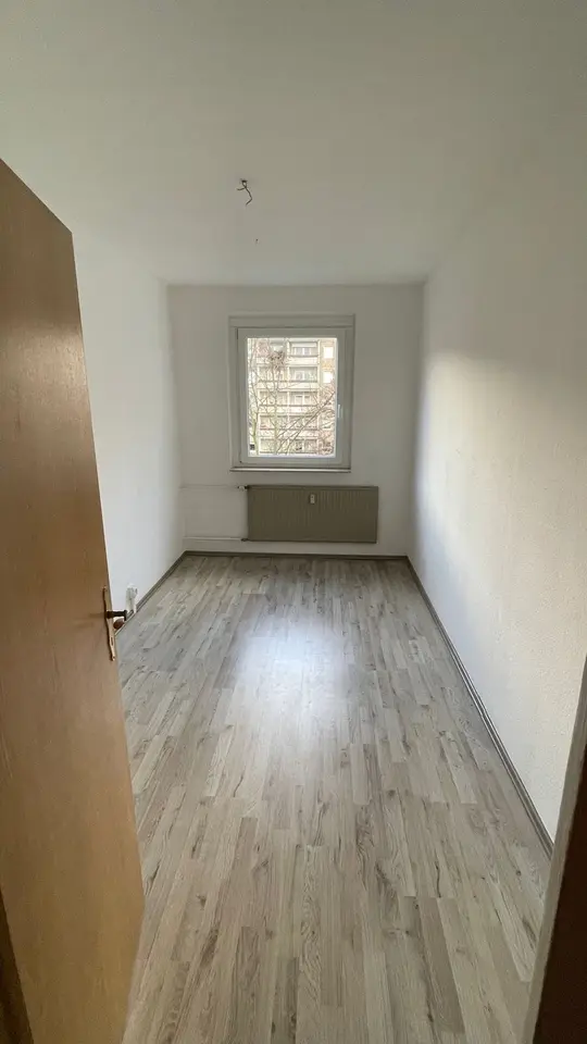 3 Zimmer Wohnung mit 70 m² in Neubrandenburg – Bild 4