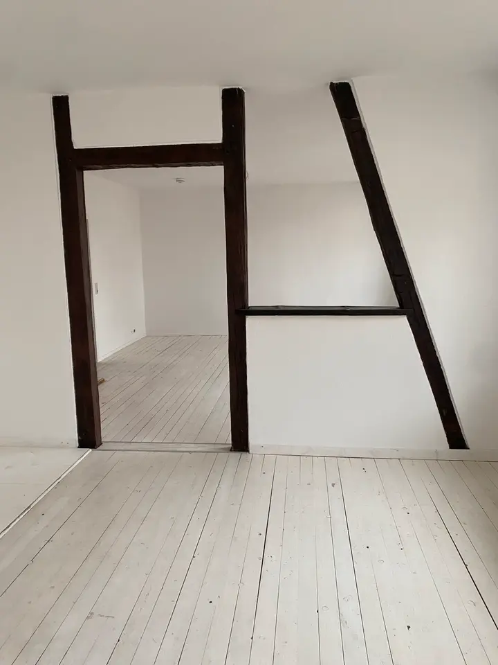 4 Zimmer Wohnung mit 120 m² in Plauen – Bild 8