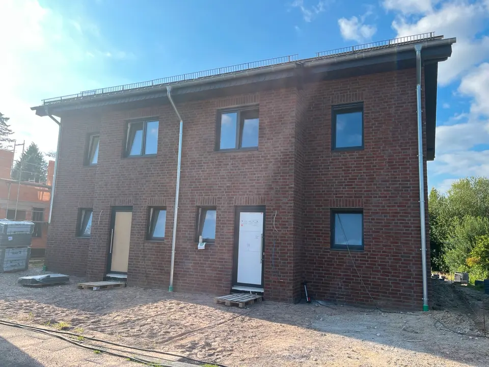6 Zimmer Haus mit 152 m² in Detmold – Bild 1
