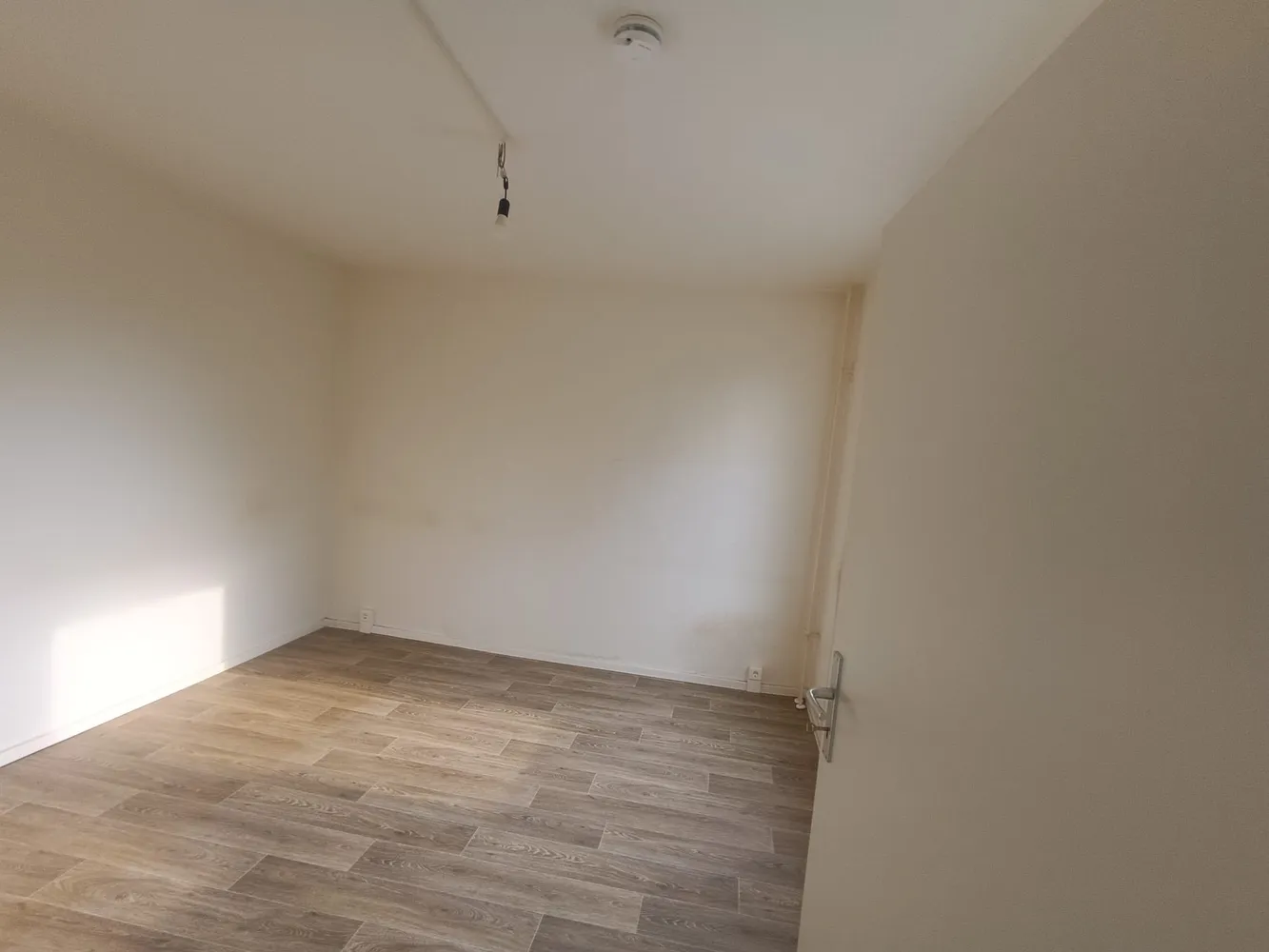 2 Zimmer Wohnung mit 34 m² in Halle (Saale) – Bild 4