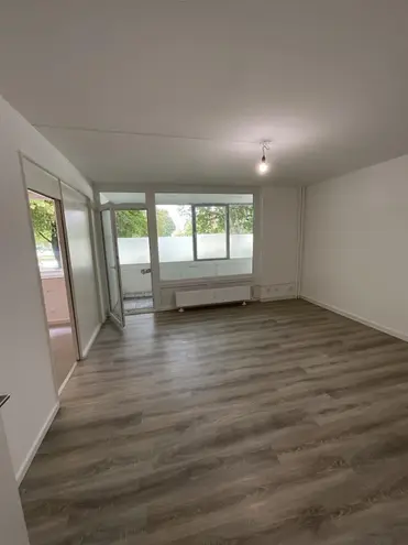 2 Zimmer Wohnung mit 60 m² in Kiel – Bild 2