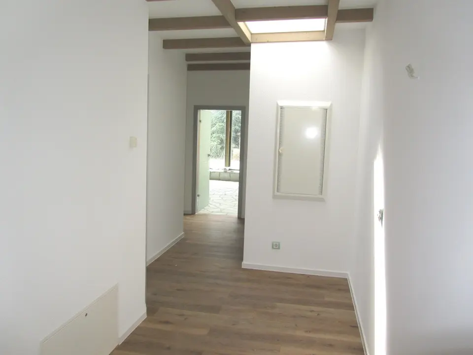 4 Zimmer Wohnung mit 198 m² in Gera – Bild 8