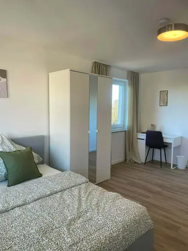 WG-Zimmer mit 13 m² in München – Bild 1