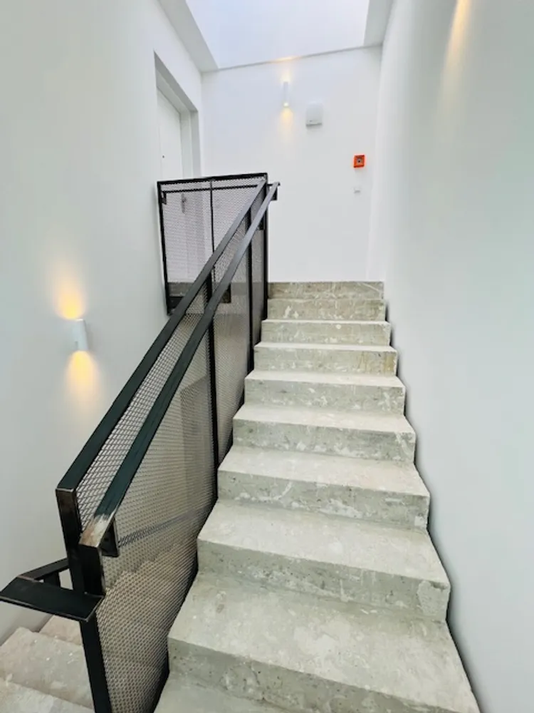 4 Zimmer Wohnung mit 125 m² in Wiesbaden – Bild 3