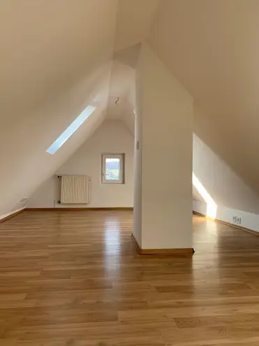 3 Zimmer Wohnung mit 60 m² in Stuttgart – Bild 2