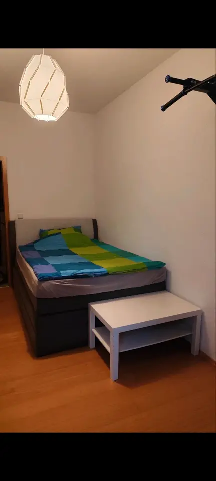 WG-Zimmer mit 140 m² in Ulm – Bild 4
