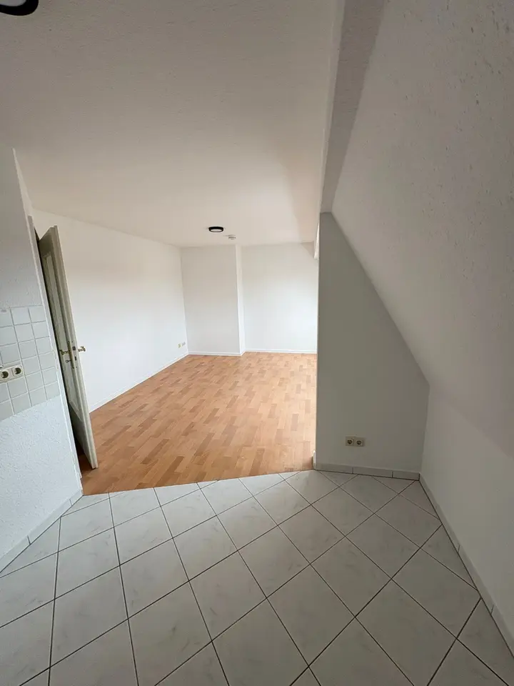 2 Zimmer Wohnung mit 35 m² in Zwickau – Bild 7