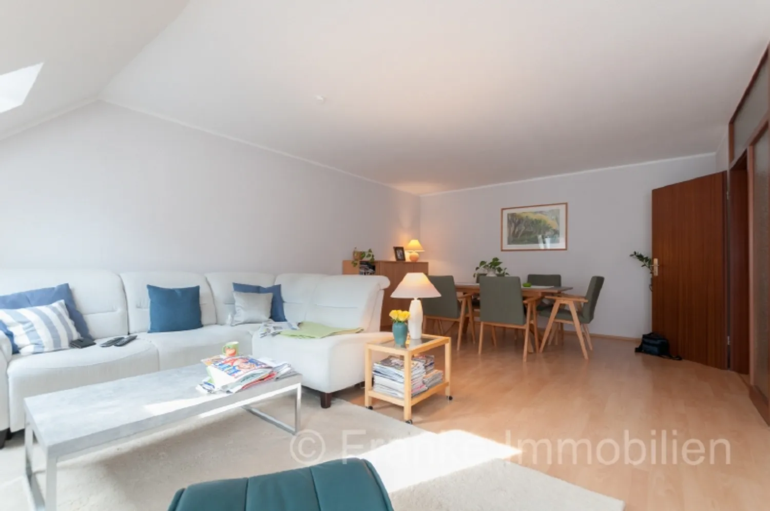 2 Zimmer Wohnung mit 71 m² in Dresden – Bild 7