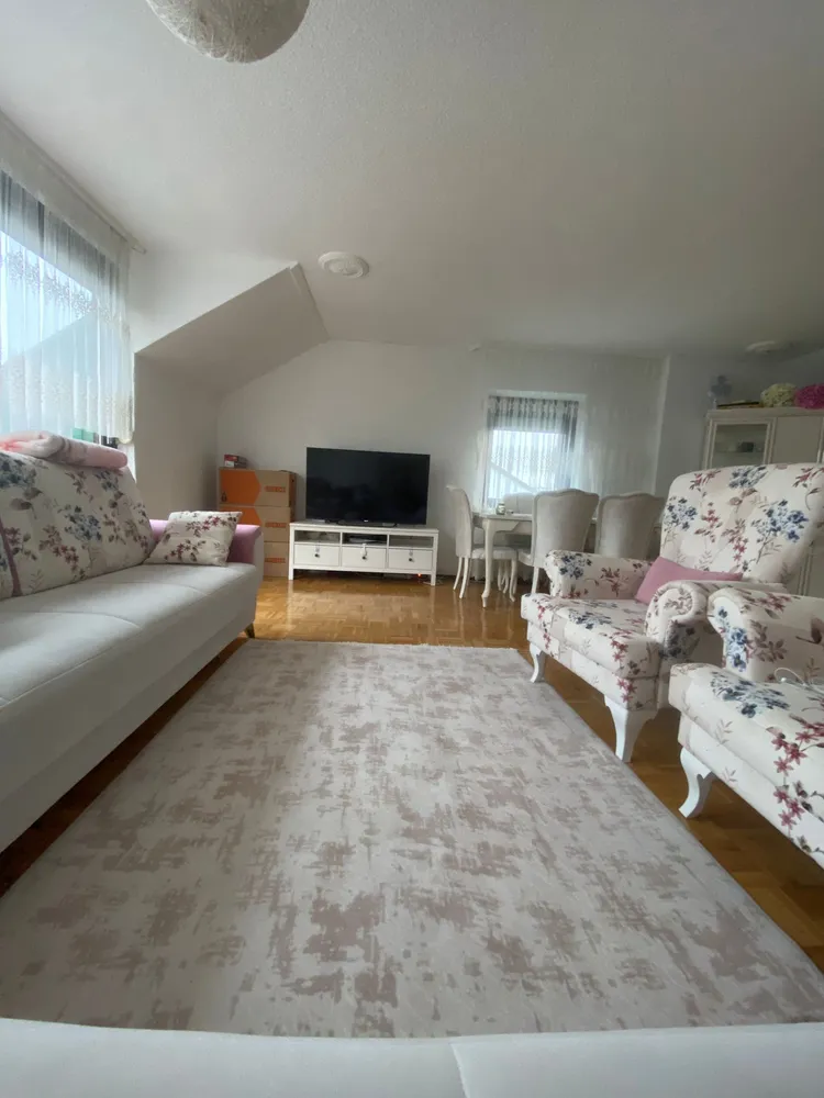 2 Zimmer Wohnung mit 72 m² in Bonn – Bild 1