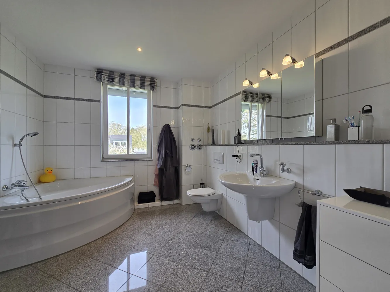 3 Zimmer Wohnung mit 159 m² in Düsseldorf – Bild 12