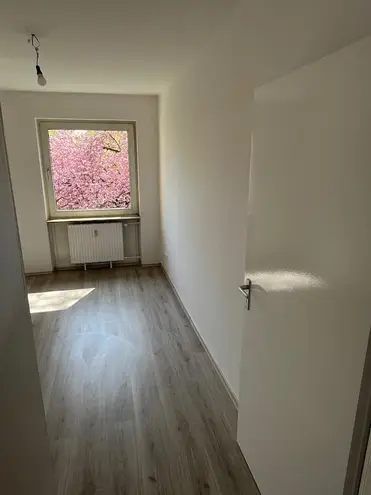 3 Zimmer Wohnung mit 82 m² in Duisburg – Bild 4
