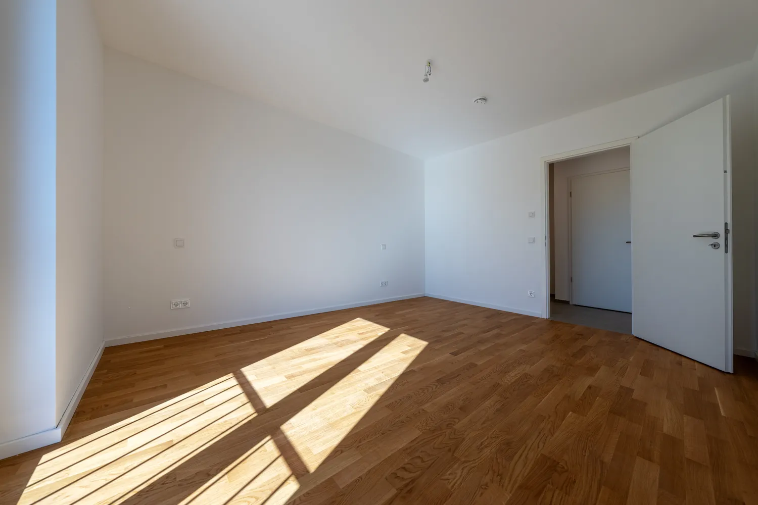 2 Zimmer Wohnung mit 65 m² in München – Bild 11