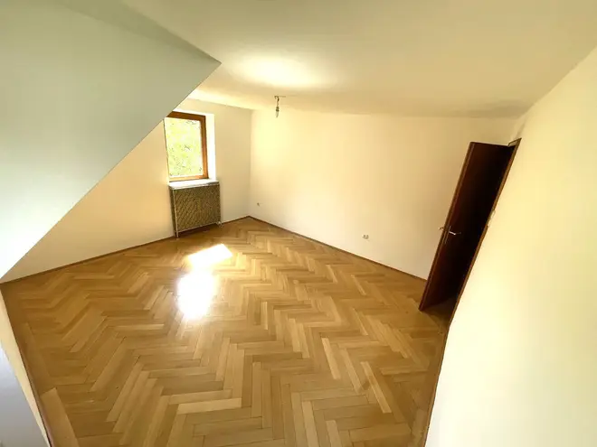 6 Zimmer Haus mit 140 m² in München – Bild 6