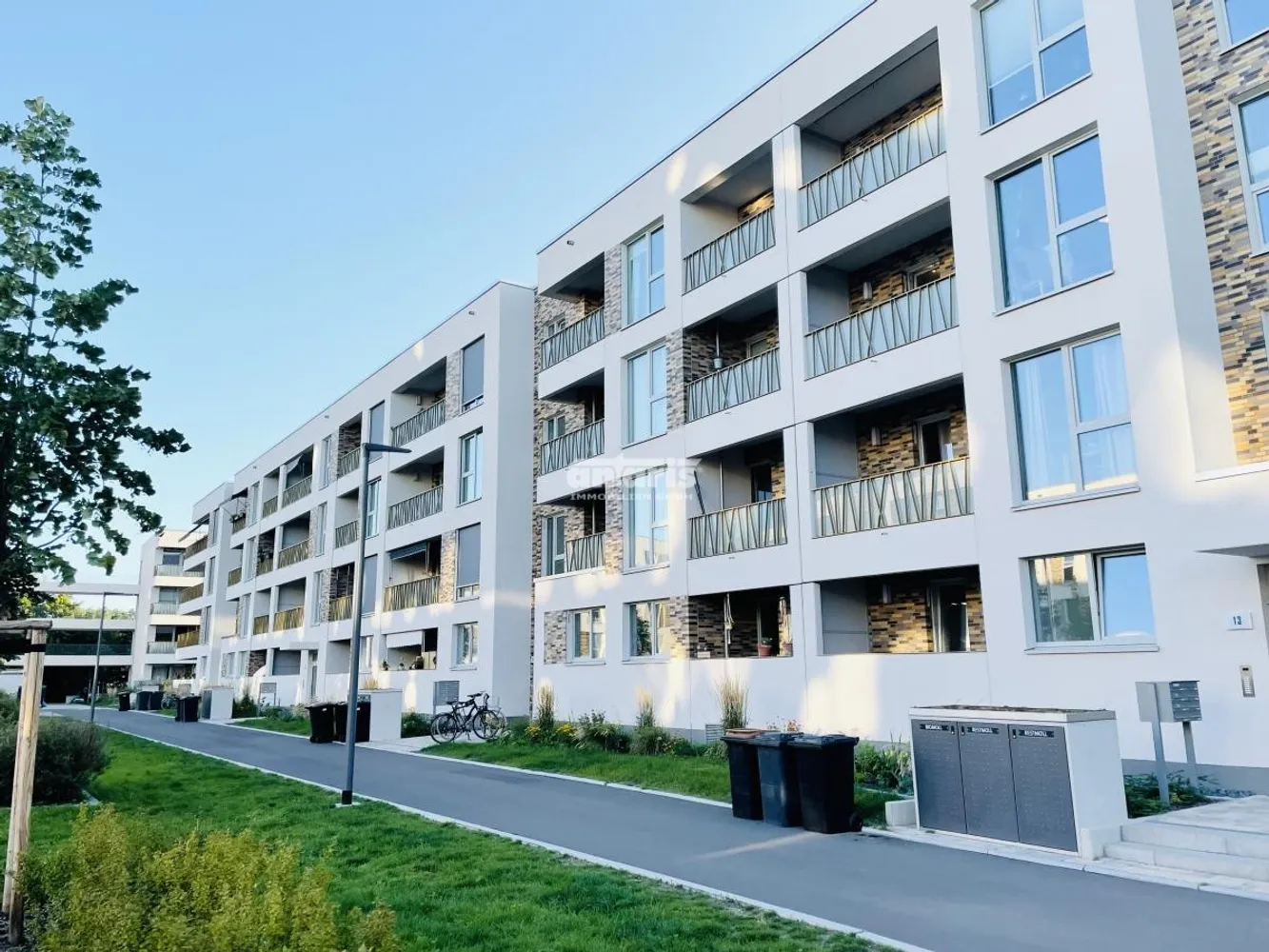 5 Zimmer Wohnung mit 120 m² in Erfurt – Bild 1