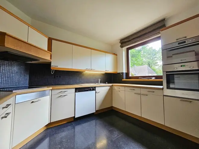 4 Zimmer Wohnung mit 160 m² in Hamburg – Bild 9