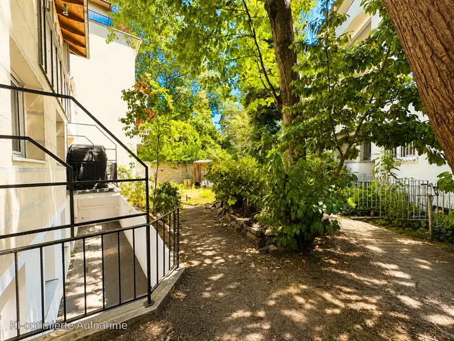 2 Zimmer Wohnung mit 81 m² in Köln – Bild 4