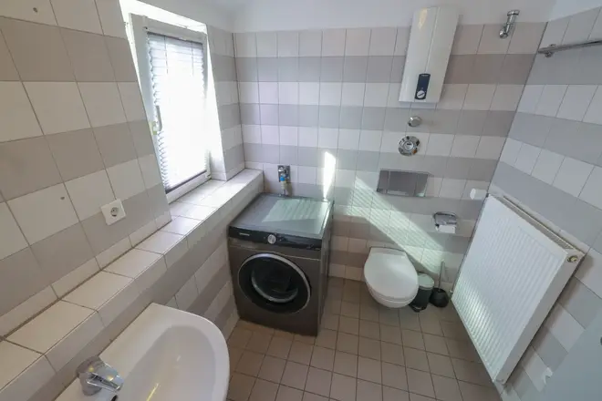 2 Zimmer Wohnung mit 94 m² in Oberhausen – Bild 7