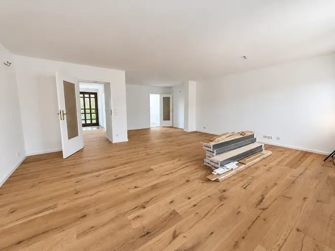 7 Zimmer Haus mit 164 m² in Nürnberg – Bild 3