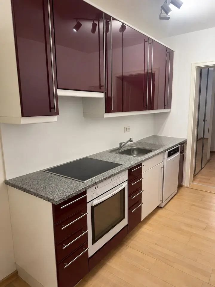 WG-Zimmer mit 12 m² in Ludwigshafen – Bild 2