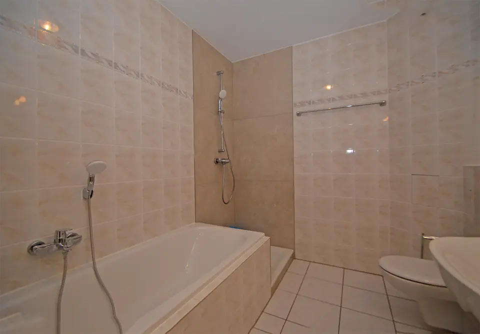 3 Zimmer Wohnung mit 80 m² in Brühl – Bild 5