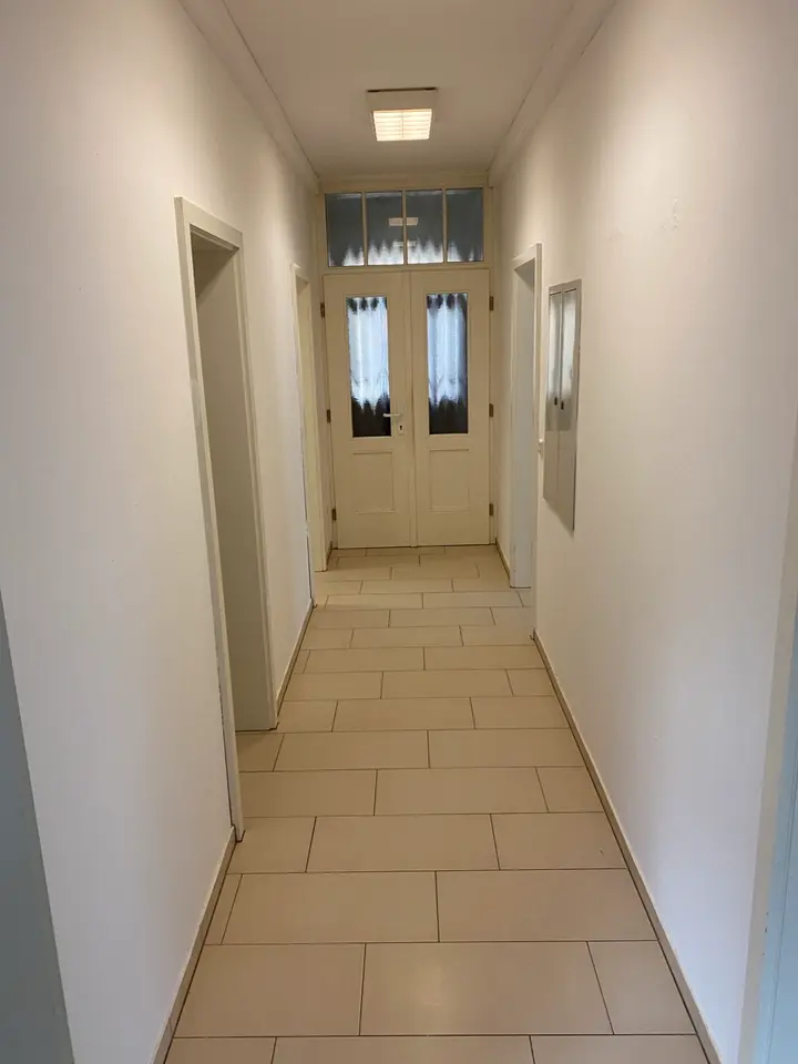5 Zimmer Wohnung mit 155 m² in Weimar – Bild 1