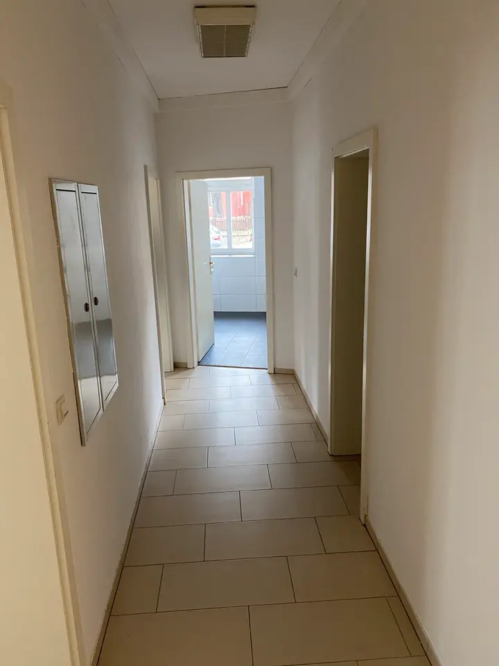 5 Zimmer Wohnung mit 155 m² in Weimar – Bild 2