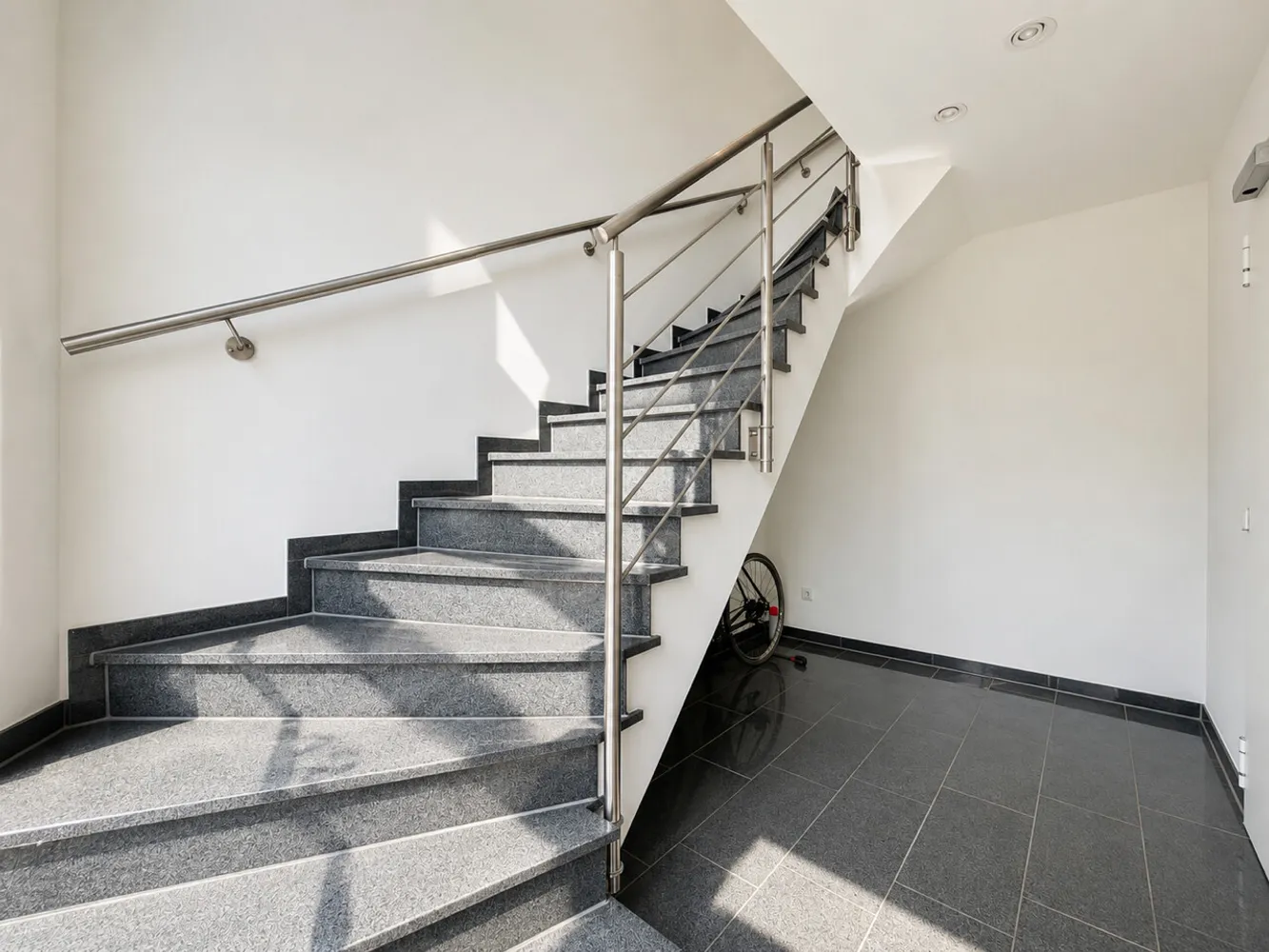 3 Zimmer Wohnung mit 131 m² in Oberhausen – Bild 3