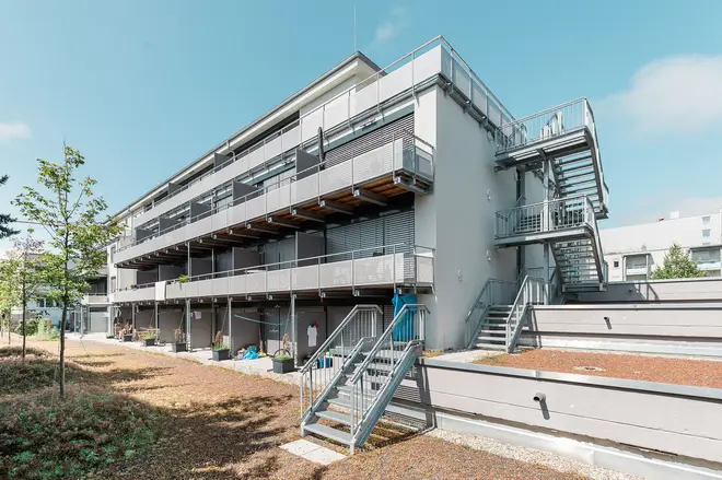 1 Zimmer Wohnung mit 30 m² in Freiburg im Breisgau – Bild 2